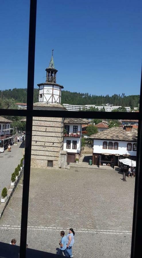 Hotel Часовника Tryavna Exterior foto